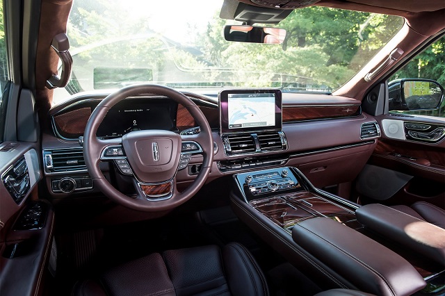 2019 Lincoln Navigator interior