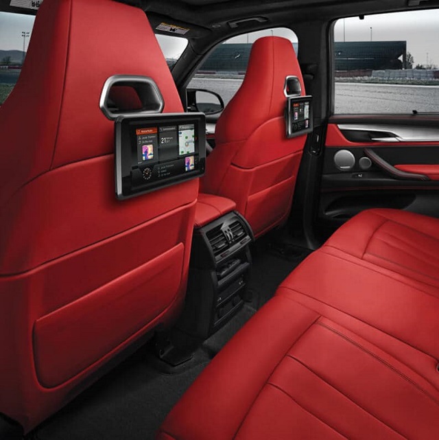 2020 BMW X5 M cabin