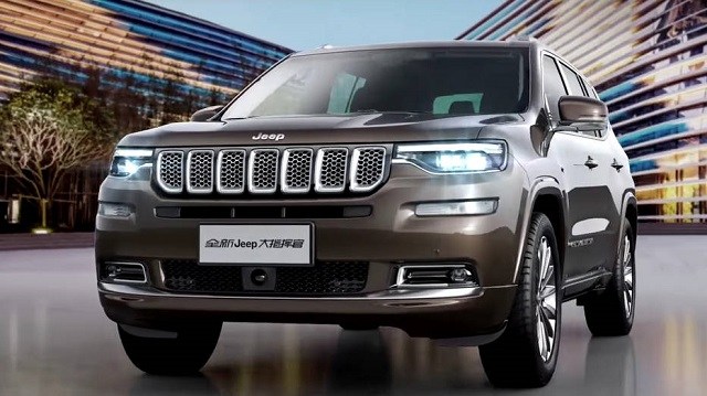 2020 Jeep Wagoneer front