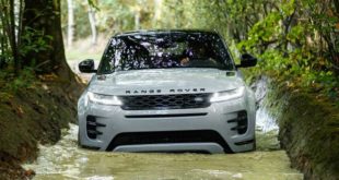 2020 Range Rover Evoque front