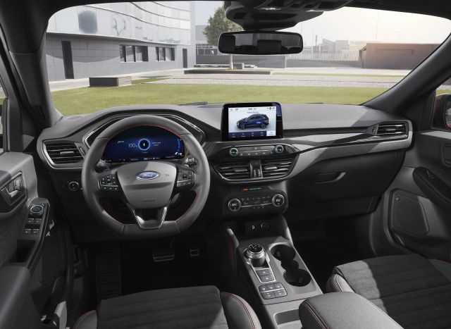 2020 Ford Kuga interior look
