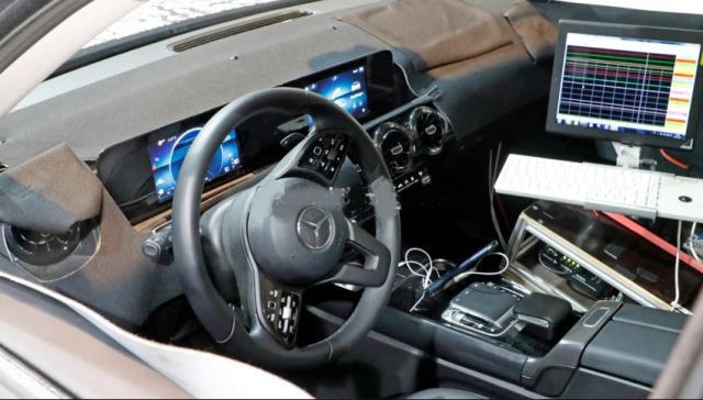 2020 Mercedes GLB interior
