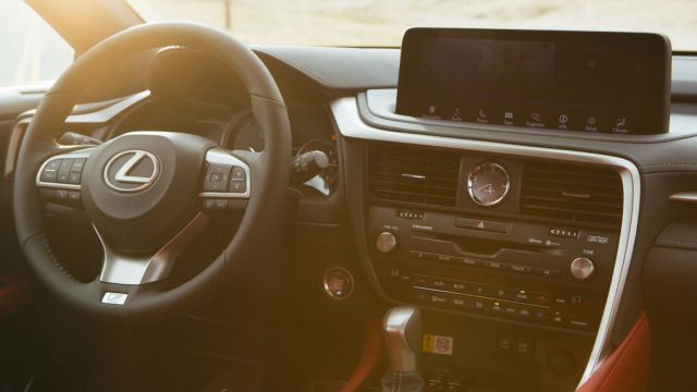 2020 Lexus RX interior