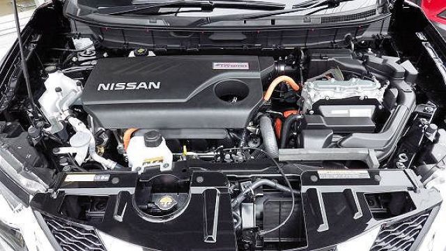 2021 Nissan X-Trail engine