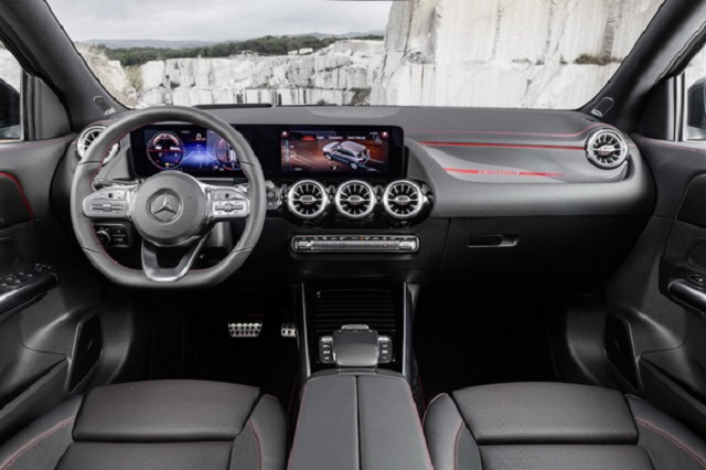 2021 Mercedes-AMG GLA 35 cabin