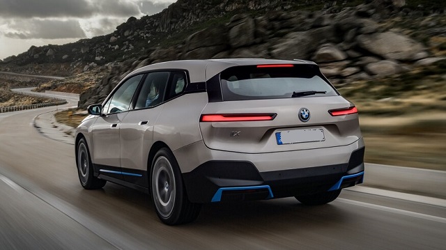 2022 BMW iX rear