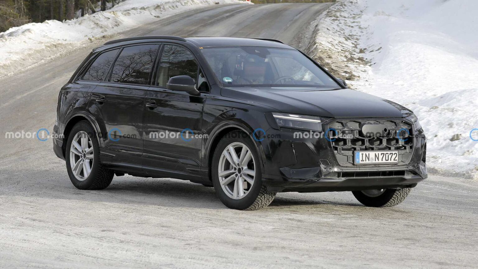 2025 Audi Q7 Another Facelift on the Way!? Best Gas Mileage SUVs
